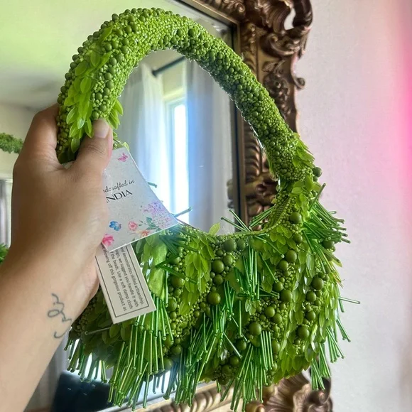 GREEN BEADED VRIAL BAG BY HANDCRAFTED BY INDIA - Picture 8 of 8